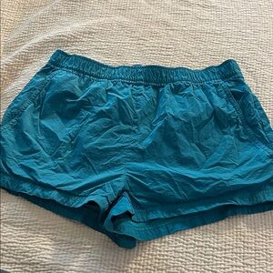 Aritzia sporty shorts